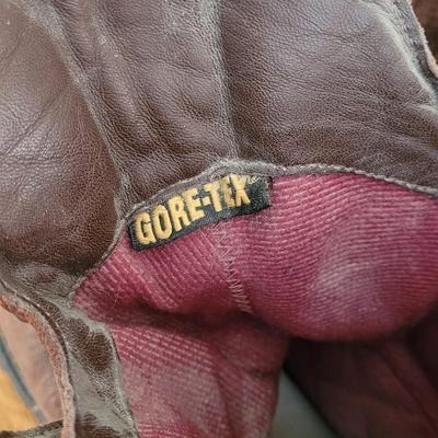 Men's 10.5 Cabela Boots