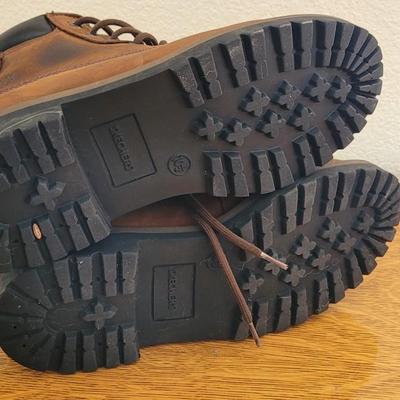 Men's Sketchers Boots