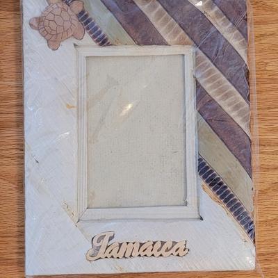 New in Packages Picture Frames - Jamaica