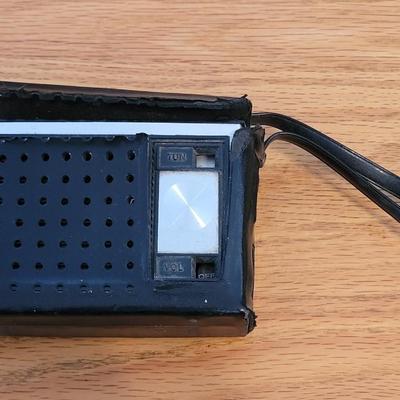 AIWA 8 Transitor Radio