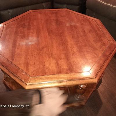 Two-tiered octagon coffee table