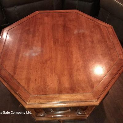 Two-tiered octagon coffee table
