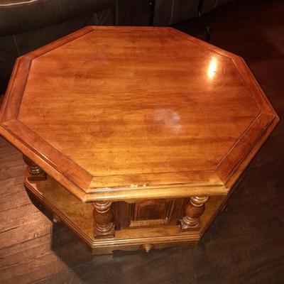 Two-tiered octagon coffee table