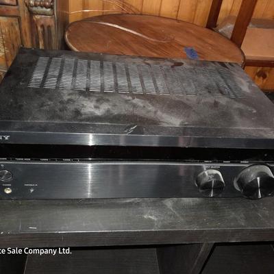 Sony stereo receiver model STR-DH190