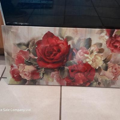 Two canvas wall hangings Roses and LOVE