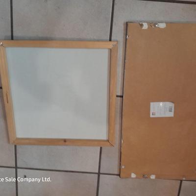 Two canvas wall hangings Roses and LOVE