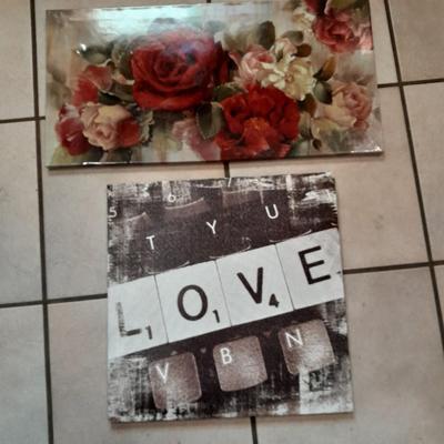 Two canvas wall hangings Roses and LOVE