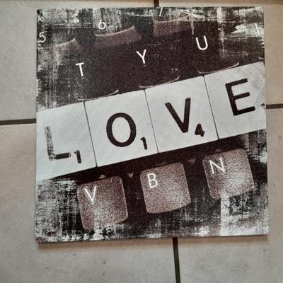 Two canvas wall hangings Roses and LOVE