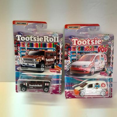 New in package MATCHBOX Tootsie roll & Tootsie roll pop collectible cars