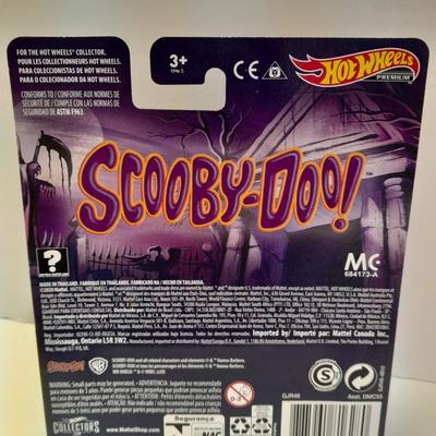 New in package Hot Wheels Scooby -Doo Mystery Machine van