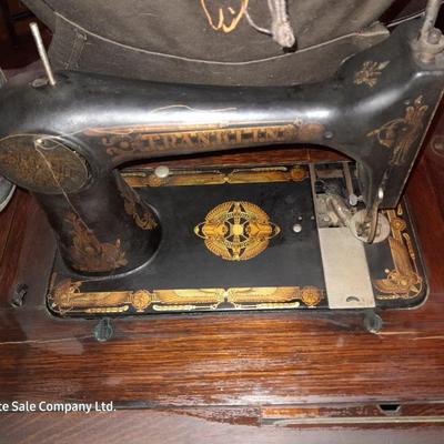 Ornate Antique Franklin Treadle Sewing Machine c. 1917 with Foldaway Cabinet