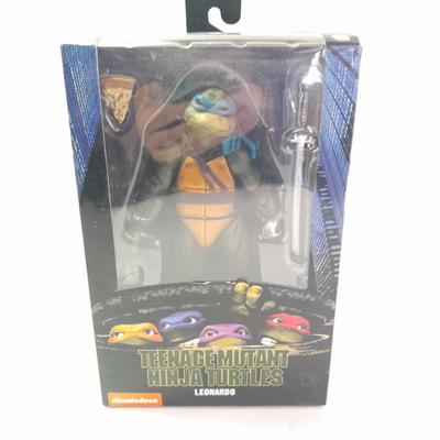 New in the package Teenage Mutant Ninja Turtles LEONARDO Turtle figure