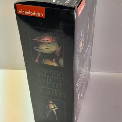 New in the package Teenage Mutant Ninja Turtles RAPHAEL Turtle figure
