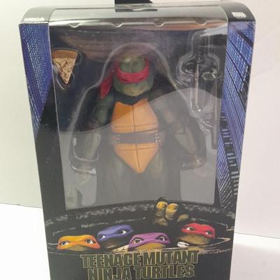 New in the package Teenage Mutant Ninja Turtles RAPHAEL Turtle figure