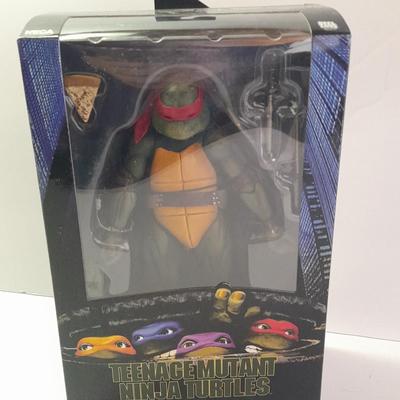 New in the package Teenage Mutant Ninja Turtles RAPHAEL Turtle figure