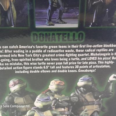 New in the package Teenage Mutant Ninja Turtles DONTELLO Turtle figure