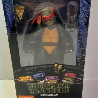 New in the package Teenage Mutant Ninja Turtles MICHELANGELO Turtle figure