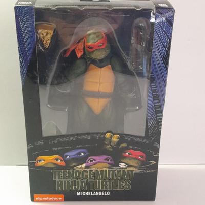 New in the package Teenage Mutant Ninja Turtles MICHELANGELO Turtle figure