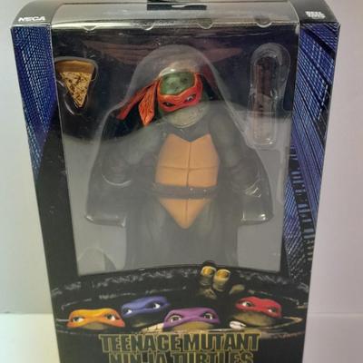 New in the package Teenage Mutant Ninja Turtles MICHELANGELO Turtle figure