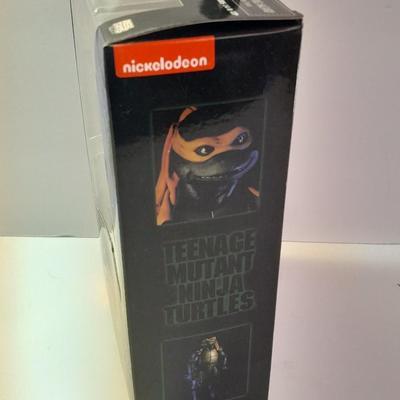 New in the package Teenage Mutant Ninja Turtles MICHELANGELO Turtle figure
