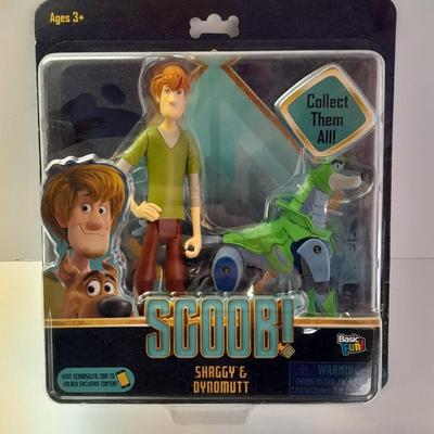 New in the package Scooby-Doo Shaggy & Dyno Mutt figures
