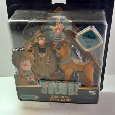 New in the package Scooby-Doo & Captain Caveman figures