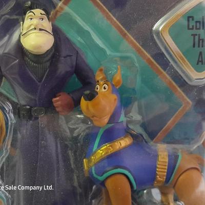 New in the package Scooby-Doo Super Scoob & Dick Dastardly figures