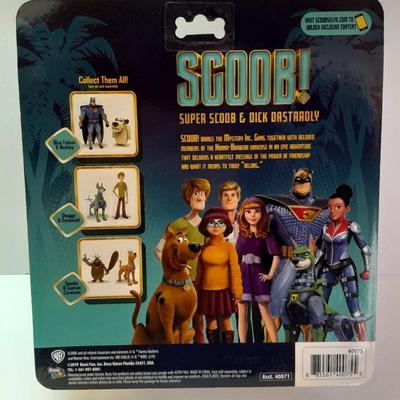 New in the package Scooby-Doo Super Scoob & Dick Dastardly figures