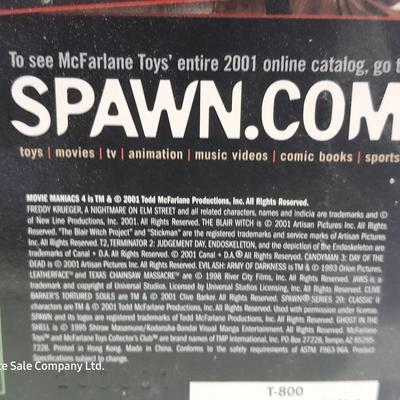 New in the package TERMINATOR 2 T2 Judgment Day T-800 Movie Manics Figure