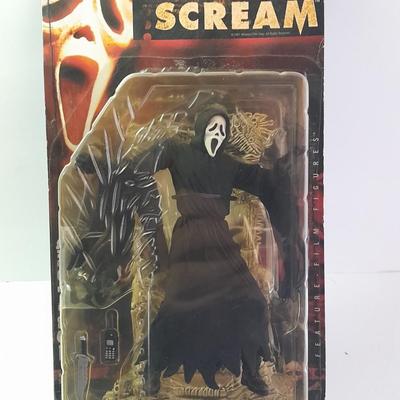 New in the package SCREAM Movie Maniacs GHOST FACE Figure