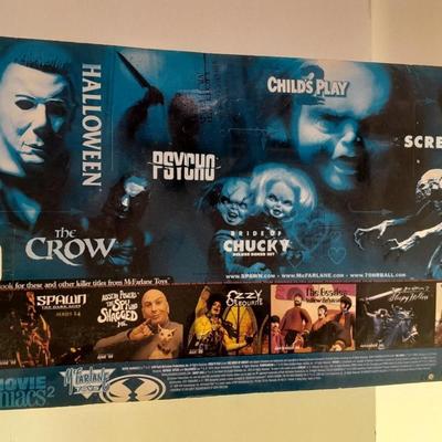 New in the package SCREAM Movie Maniacs GHOST FACE Figure