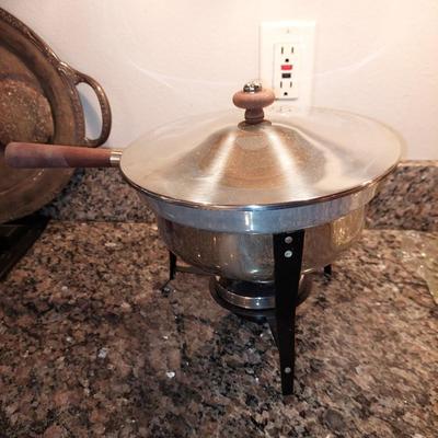 Chafing dish