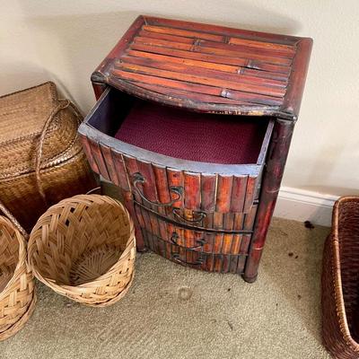 Lot 3 baskets