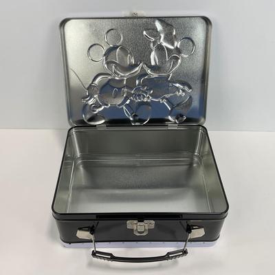 -98- COLLECTIBLE | Mickey & Minnie Mouse Tin Lunchbox