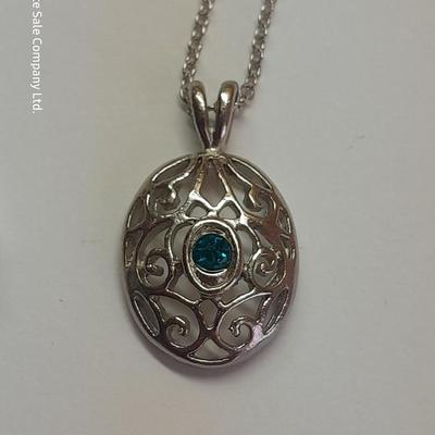 Two beautiful pendants with chains - Nice delicate looking necklaces