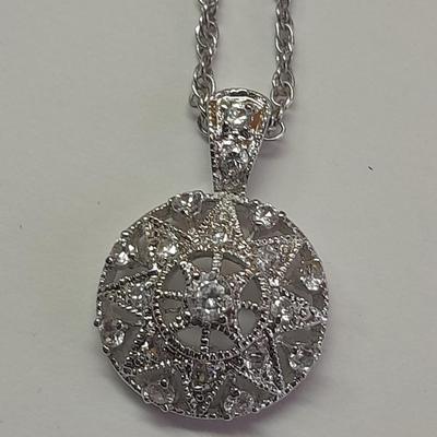 Two beautiful pendants with chains - Nice delicate looking necklaces