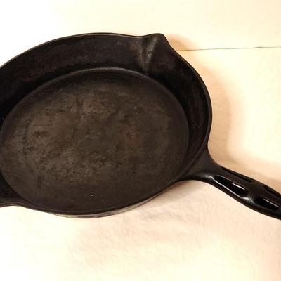 Lot #91 Antique, unusual Cast Iron Skillet