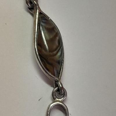 Abalone teardrop marked necklace with a nice bracelet.