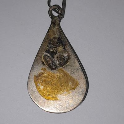 Abalone teardrop marked necklace with a nice bracelet.