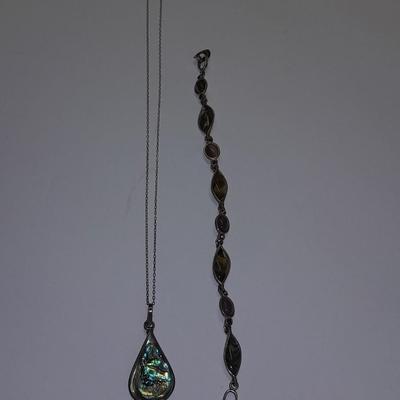 Abalone teardrop marked necklace with a nice bracelet.