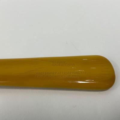 -101- COLLECTIBLE | Walt Disney Mickey Mouse Fantasia Sorcerer Back Scratcher