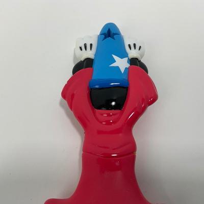 -101- COLLECTIBLE | Walt Disney Mickey Mouse Fantasia Sorcerer Back Scratcher