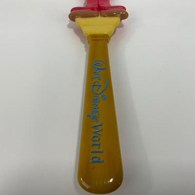 -101- COLLECTIBLE | Walt Disney Mickey Mouse Fantasia Sorcerer Back Scratcher