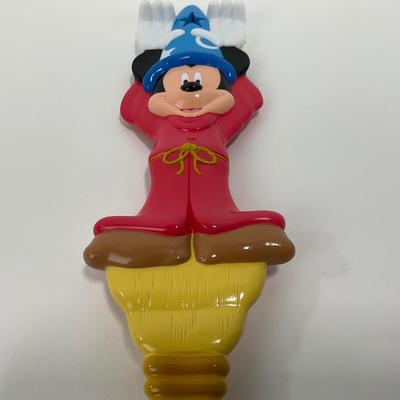 -101- COLLECTIBLE | Walt Disney Mickey Mouse Fantasia Sorcerer Back Scratcher