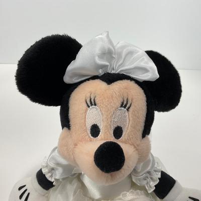 -102- PLUSH | Mickey & Minnie Bride & Groom Collectibles