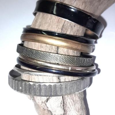 Seven cute and fun Metal bracelets
