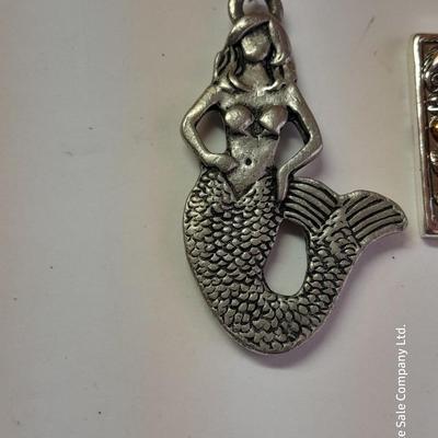 Nautical Jewlery - Necklaces and earrings for the Beach - or beach lover!