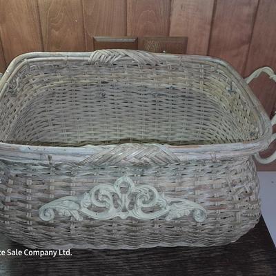 Flatware storage box with large Decorative basket