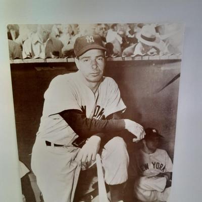 An assortment of collectibles - Jethro Tull Lp = Poster - and books