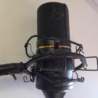 MXL 770 10 dB Studio Filter Multifunction Live Streaming with Flexible Arm Aokeo filter